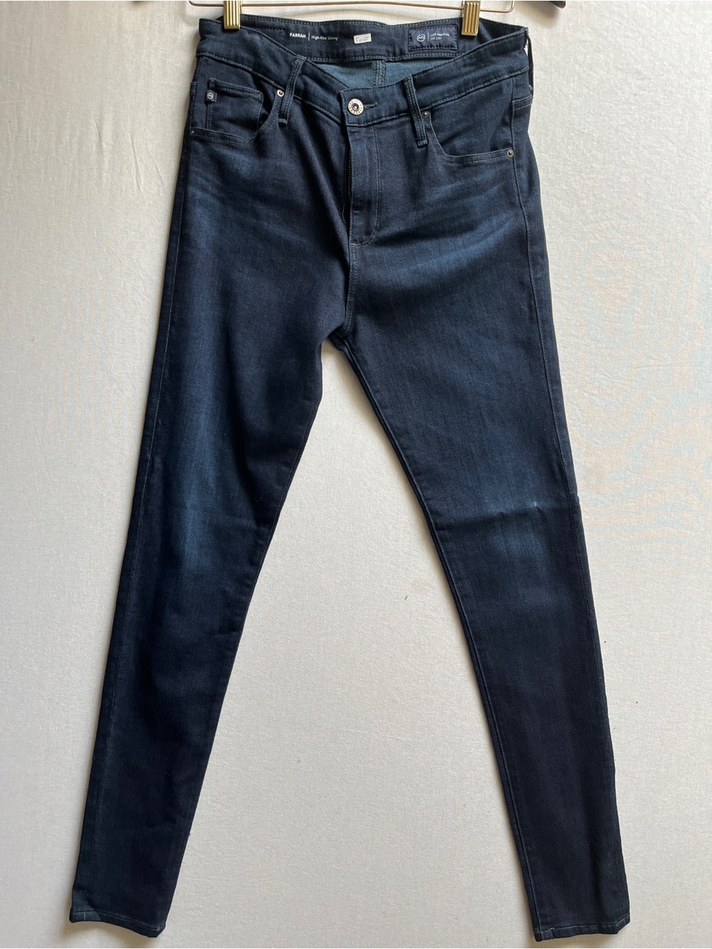 Ag Adriano Goldschmied Farrah High-Rise Skinny Jeans 28